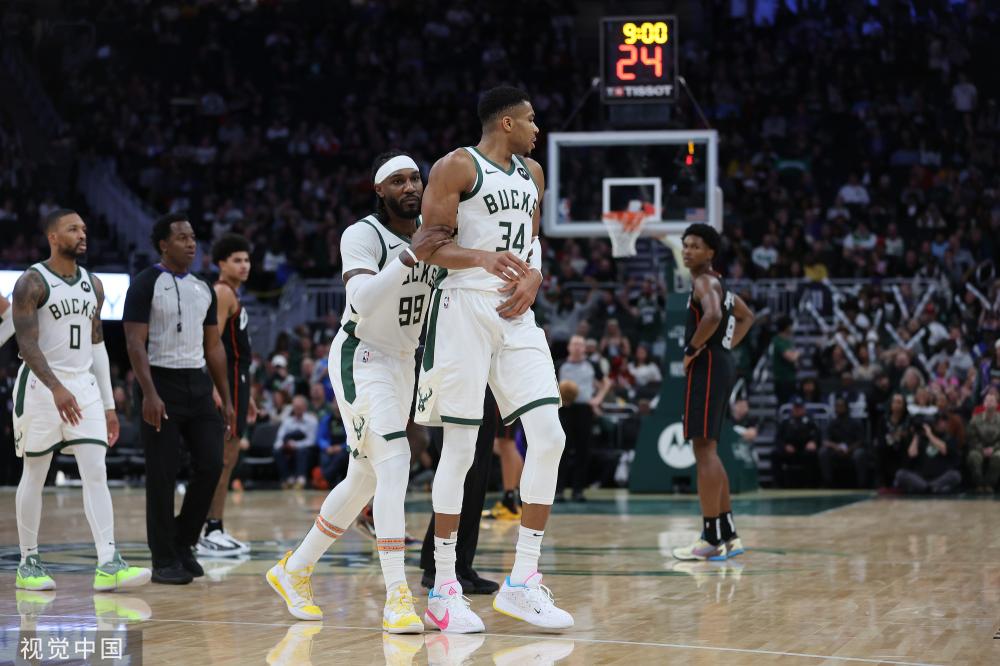 了掌声与尊 了掌声与尊