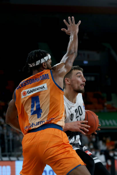 外籍球员助 外籍球员助