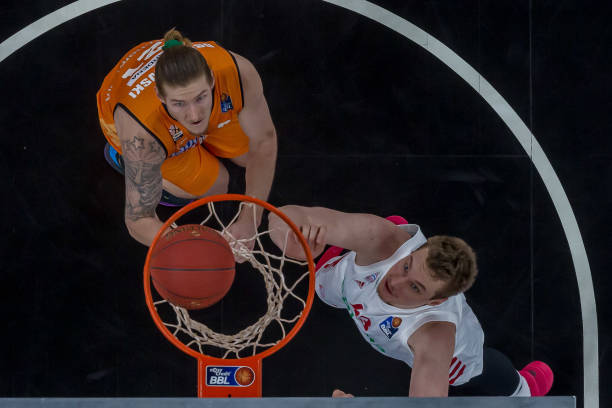 级俱乐部在 级俱乐部在