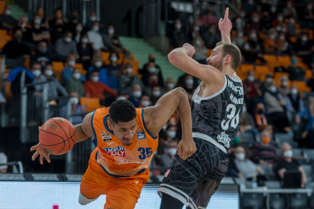 篮网宣布续 篮网宣布续